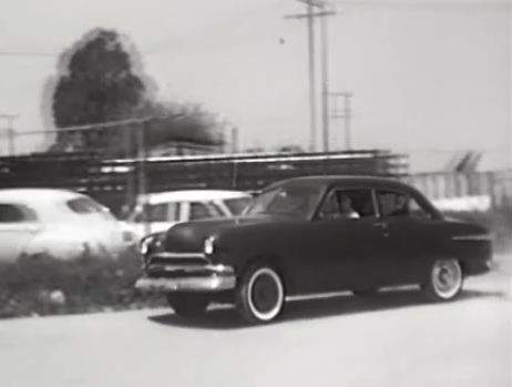 Ford De Luxe