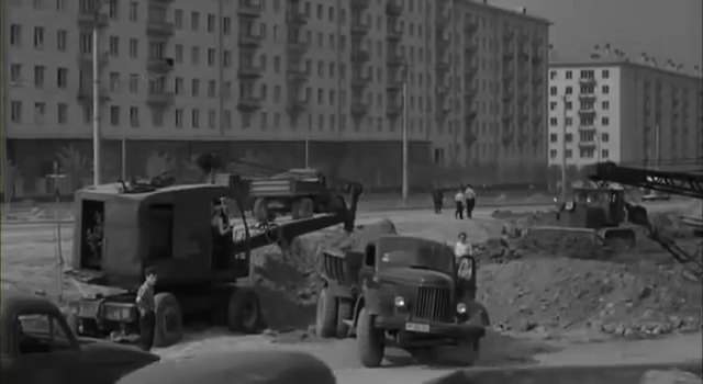 ZiL MMZ-585