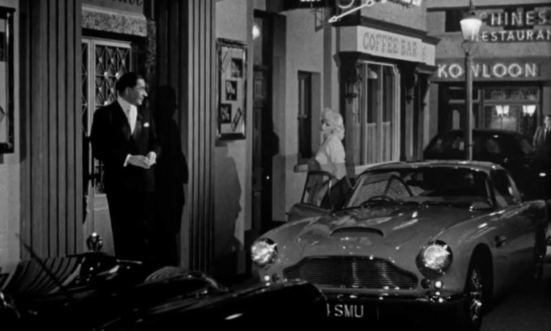 Aston Martin DB4 MkI