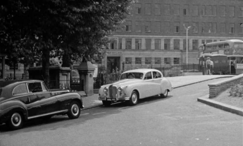 Bentley R-Type