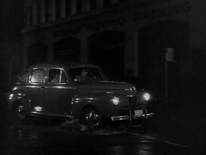 Ford De Luxe