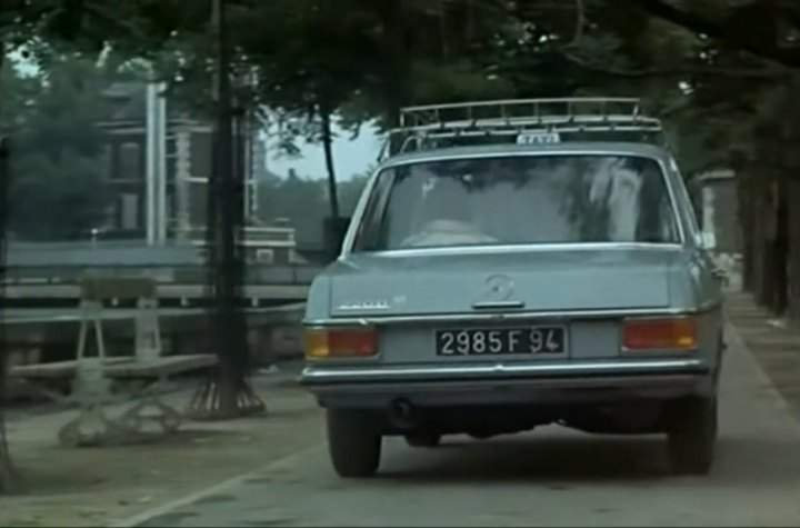 Mercedes-Benz 220 D