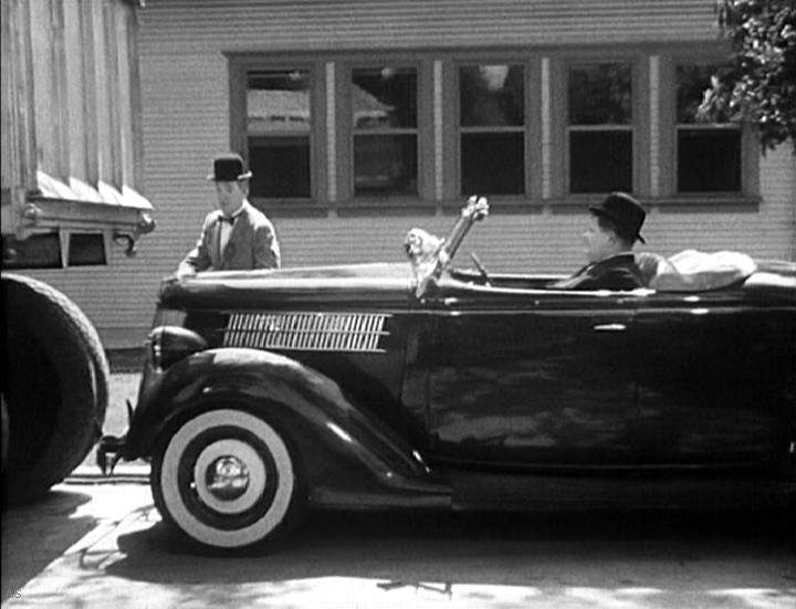 Ford V8 De Luxe