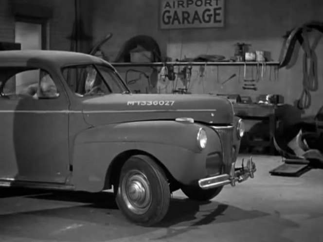 Ford De Luxe