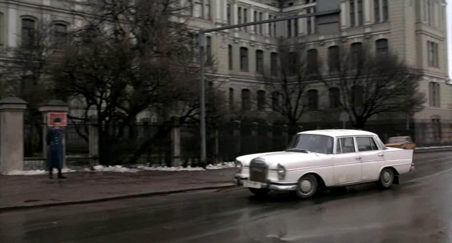 Mercedes-Benz 220 S