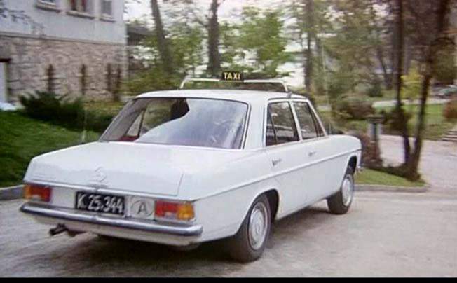Mercedes-Benz 200 D