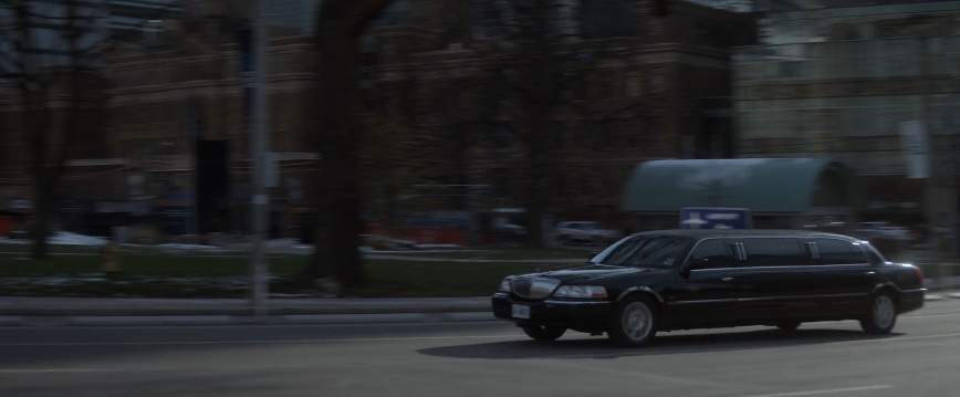 Lincoln Town Car Stretched Limousine