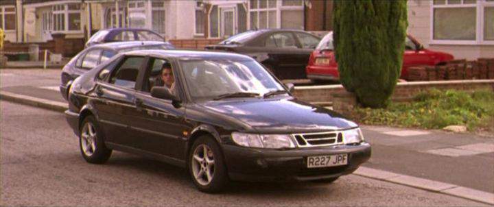 SAAB 900