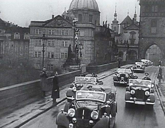 Mercedes-Benz 320 Lang