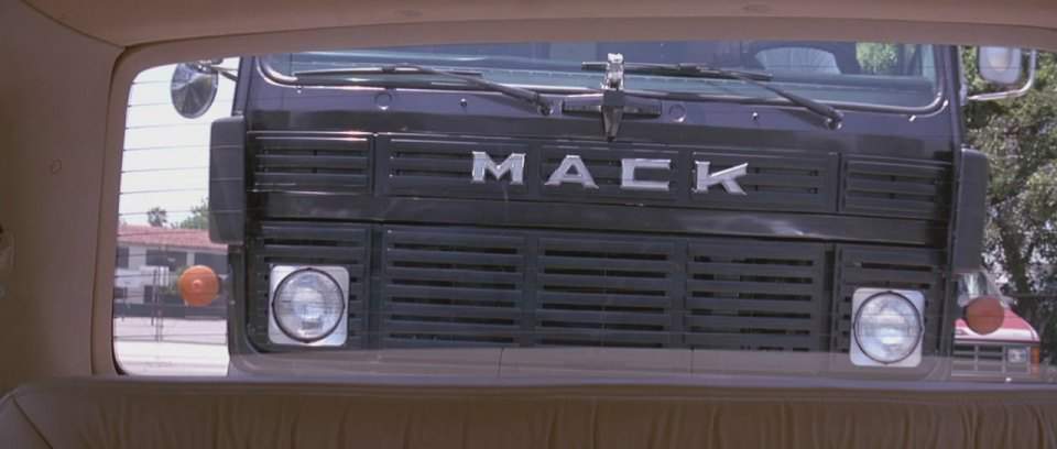 Mack Mid-Liner MS