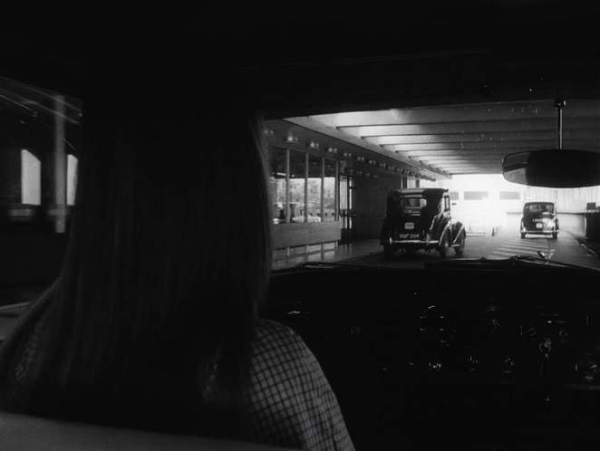 Austin FX3 Taxi in Her Private Hell