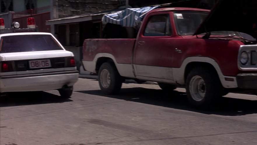 Dodge D-100