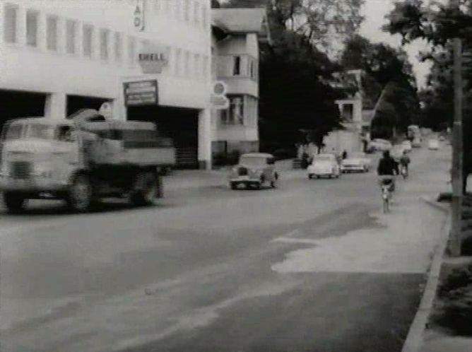 Commer QX MkIII