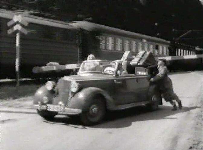 Mercedes-Benz 230 Cabriolet