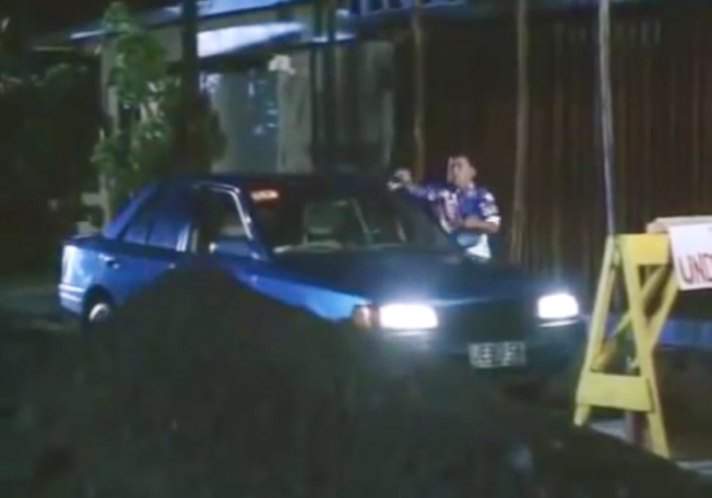 Mazda 323