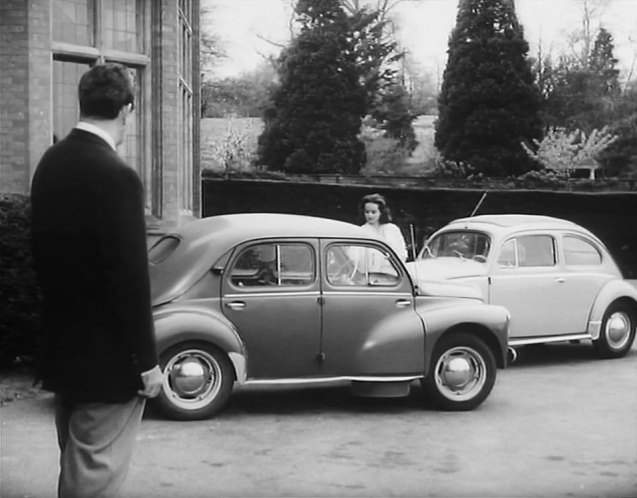 Renault 4CV