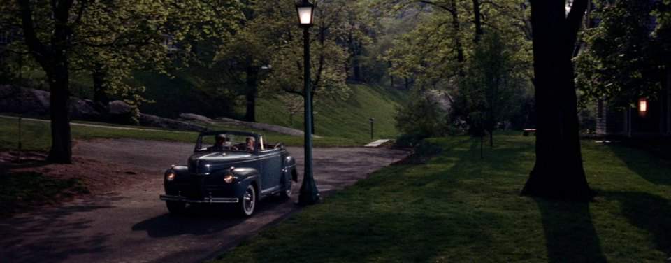 Ford Super De Luxe