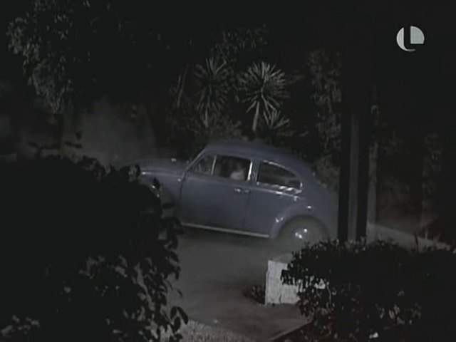 Volkswagen De Luxe Sedan