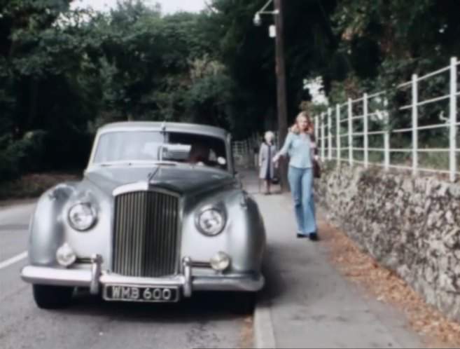 Bentley S1