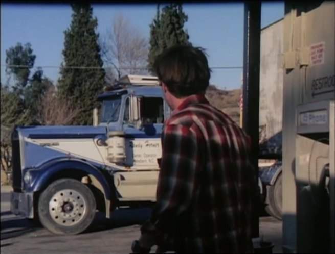 Kenworth W-900