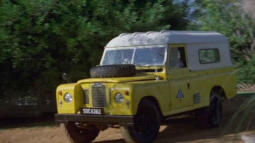 Land-Rover 109'' Series IIa