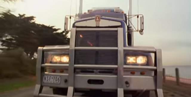 Kenworth T-600 in Crackers
