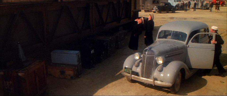 Chrysler De Luxe Airstream