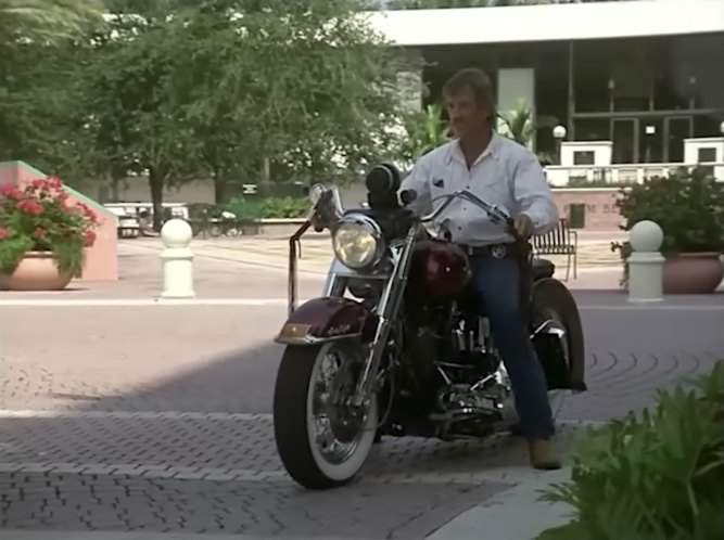 Harley-Davidson FLSTC Heritage Softail Classic