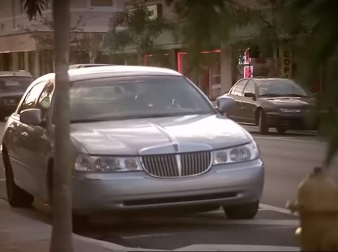 Lincoln Town Car