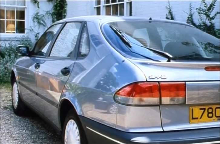 SAAB 900