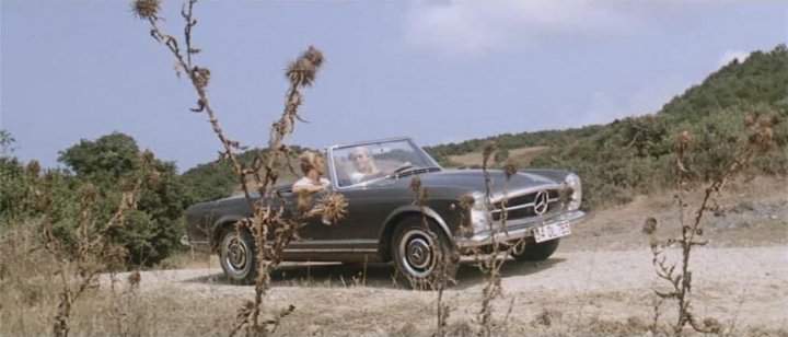 Mercedes-Benz 230 SL