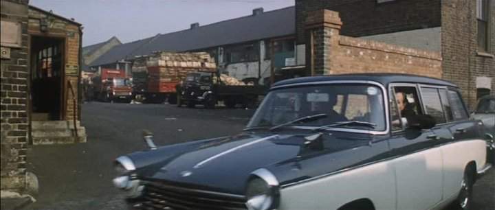 Morris Oxford Traveller Series VI