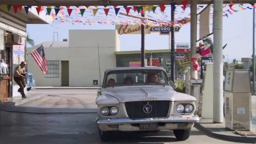 Plymouth Valiant Signet