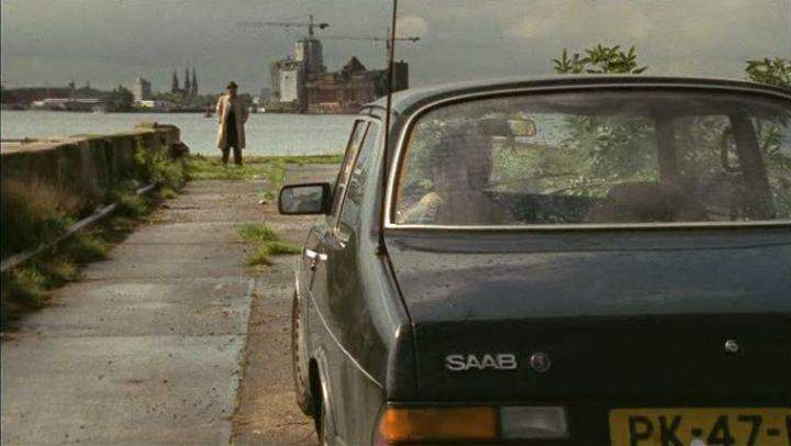 SAAB 900