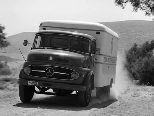 Mercedes-Benz L 328