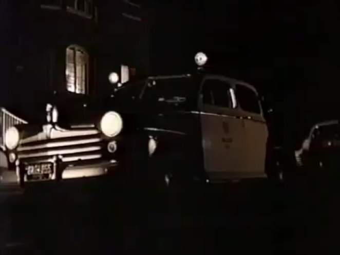 Ford Super De Luxe