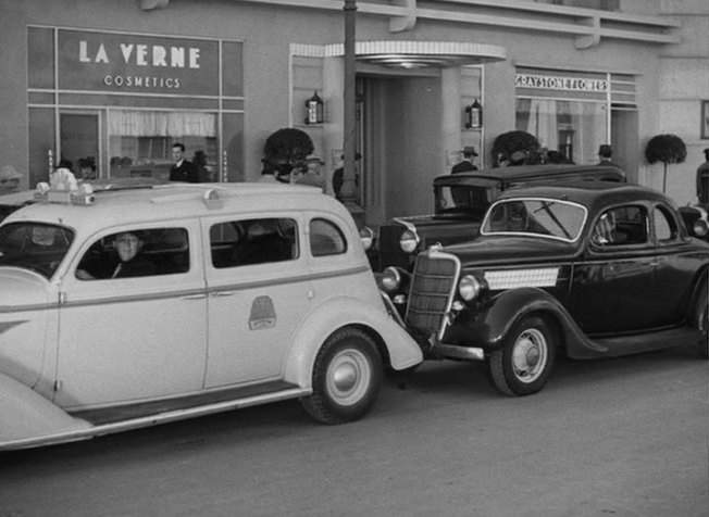 Ford V8 De Luxe