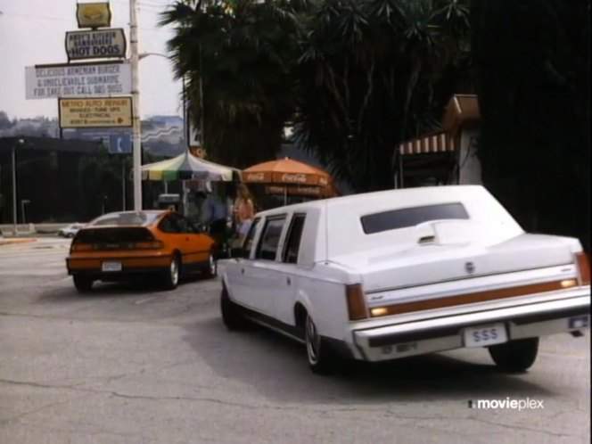Lincoln Town Car Stretched Limousine