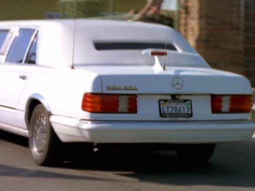 Mercedes-Benz 560 SEL Stretched Limousine