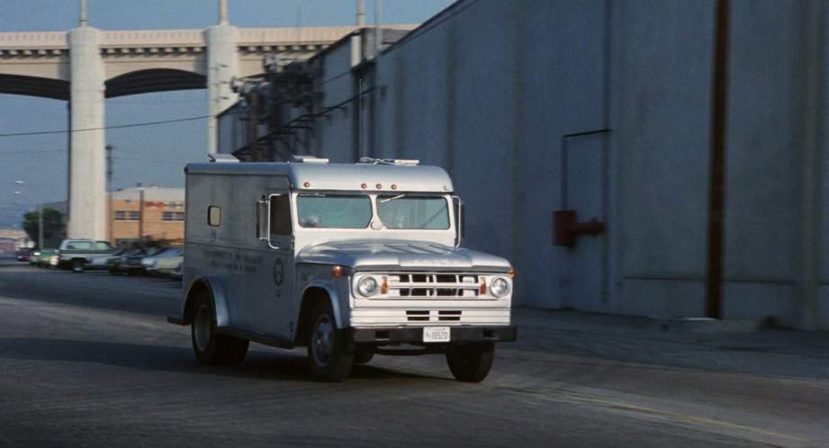 Dodge D-400
