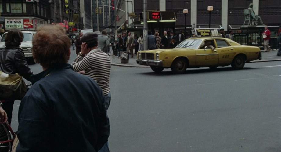 Dodge Monaco