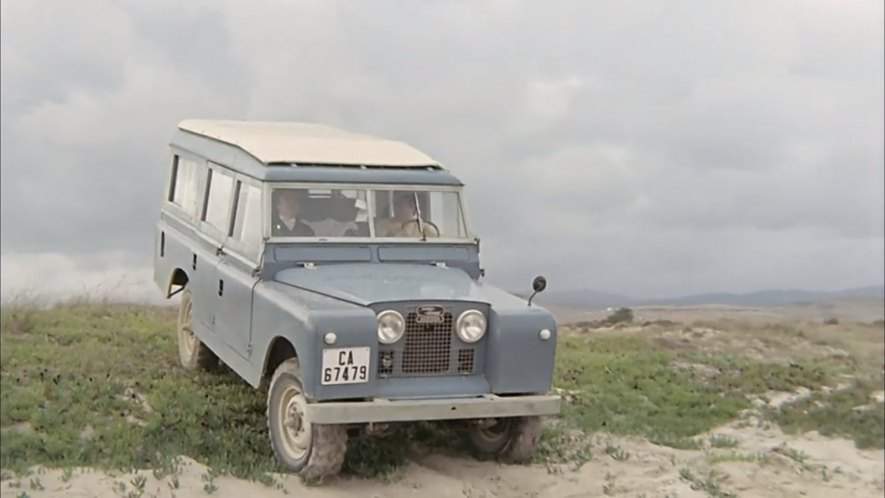 Land-Rover Santana 109'' Series II Station Wagon