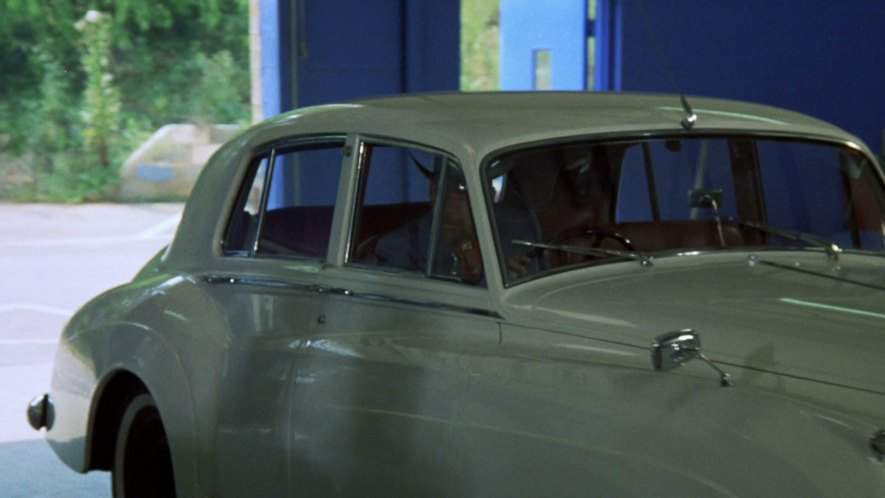 Bentley S1