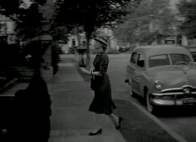 Ford Custom De Luxe Station Wagon