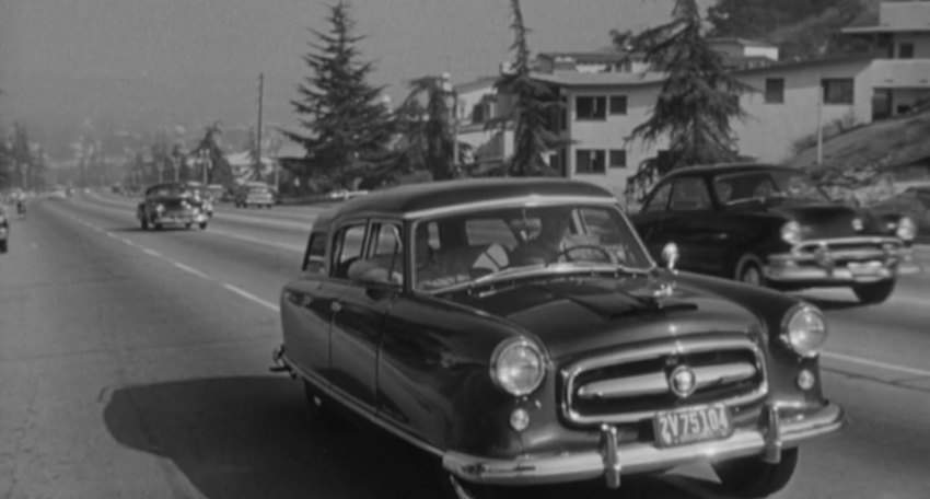 Ford De Luxe