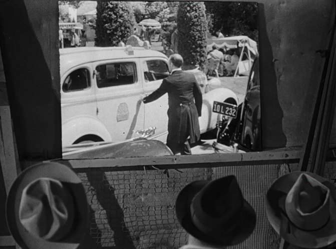 1936 De Soto Airstream in Hellzapoppin’