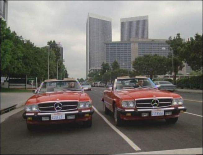 Mercedes-Benz 560 SL