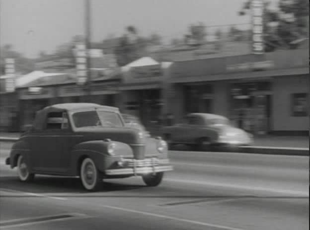 Ford Super De Luxe