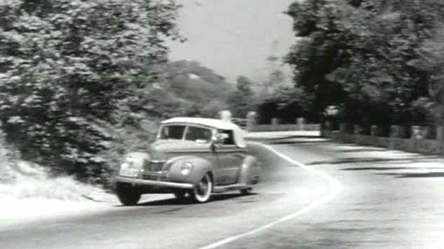Ford V8 De Luxe