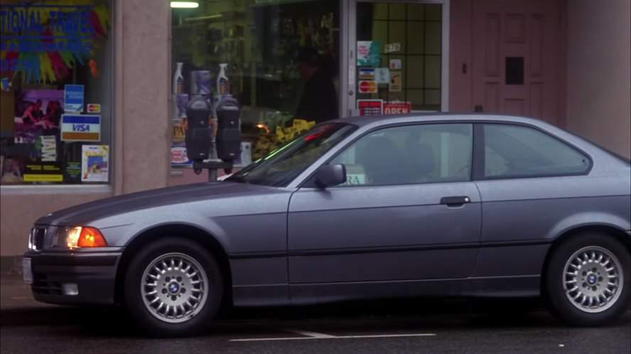 BMW 325iS Coupé